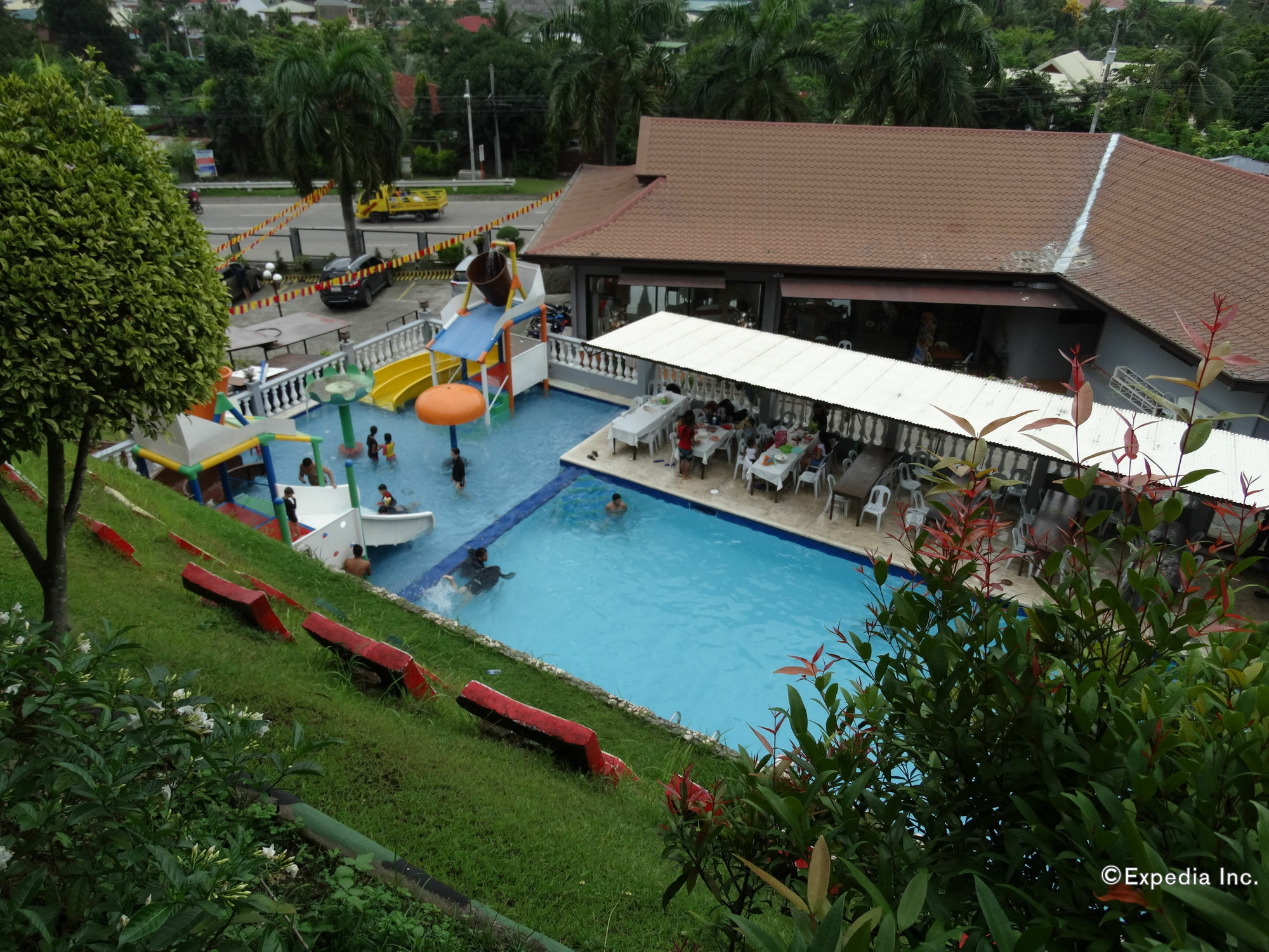 Djapanese Tunnel Family Resort Davao Экстерьер фото